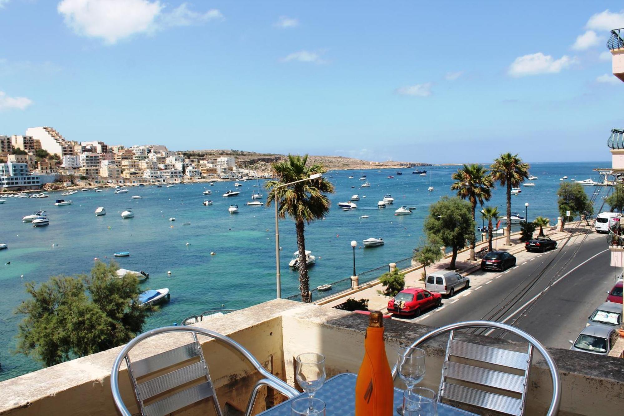 Blue Harbour 2 Bedroom Seafront Apartments With Stunning Seaviews - By Getawaysmalta St. Paul's Bay Buitenkant foto